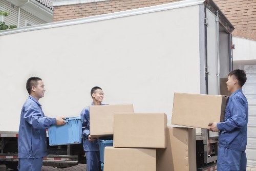 Self storage unit options in Kingston upon Thames