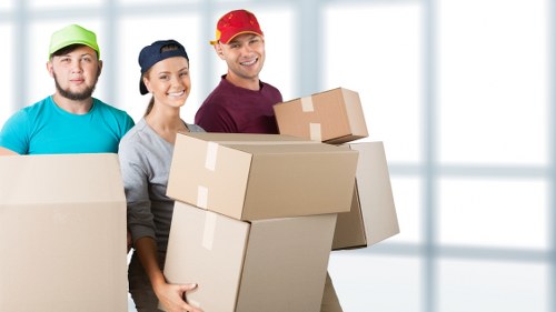 Packing support for flats and apartments in Kingston Upon Thames