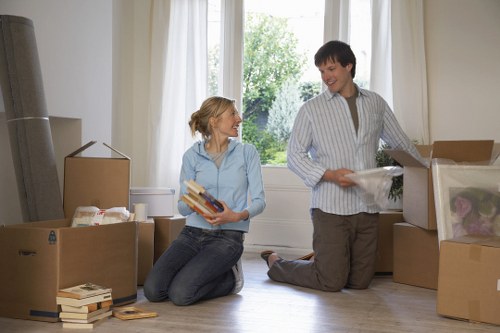 Local packing and unpacking services in Kingston upon Thames for office relocation