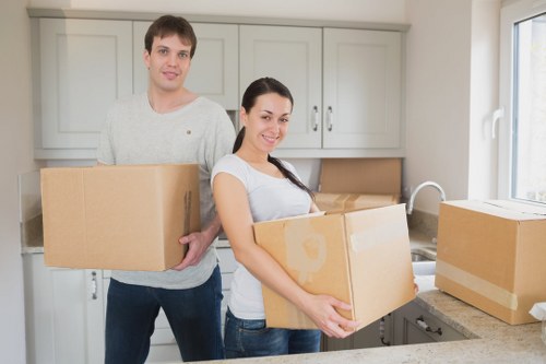 About Us Man And Van Kingstonuponthames local moving service with organized transport